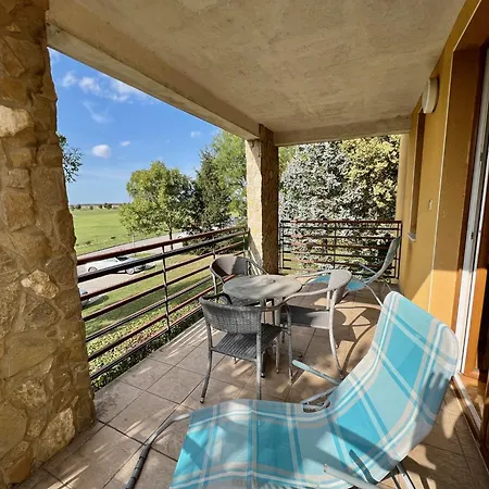 Luxus Golf Apartamento *